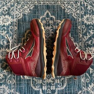 Altra women’s Mid Lone Peaks all weather Hiking Boots